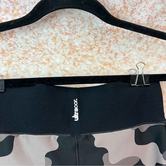 Ultracor Flower Camo Leggings, Compression - Picture 5 of 12
